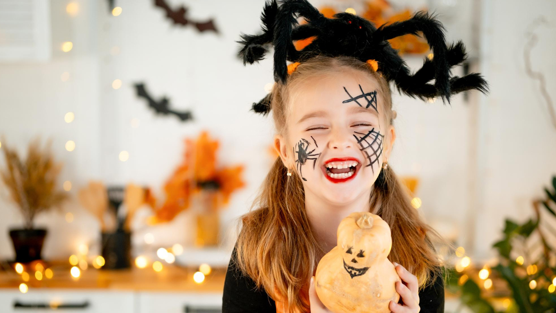 Coiffures effrayantes et amusantes pour Halloween des enfants
