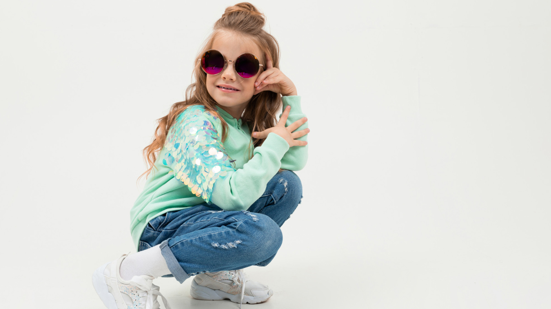 Comment éviter les nœuds : astuces pour cheveux longs d'enfants